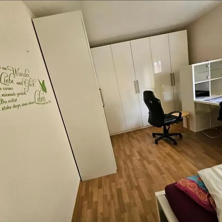 Schaefer Apartman *